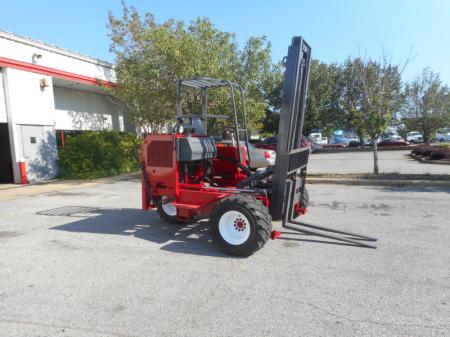 2003 Moffett M5500