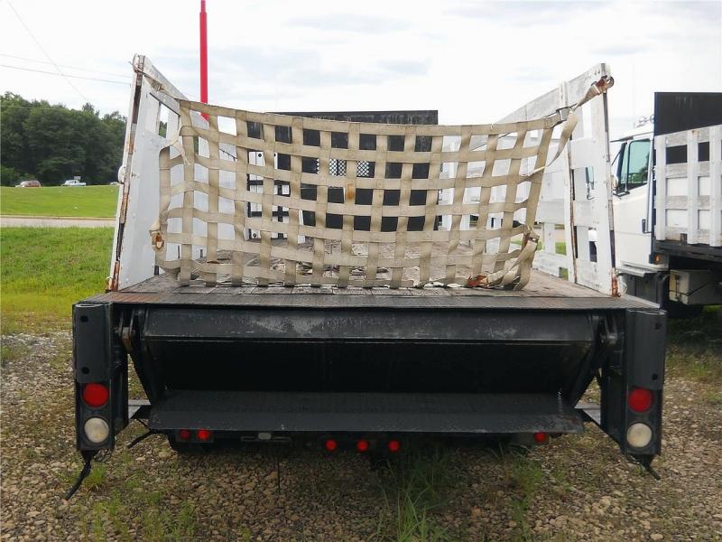 2001 Freightliner FL80 3