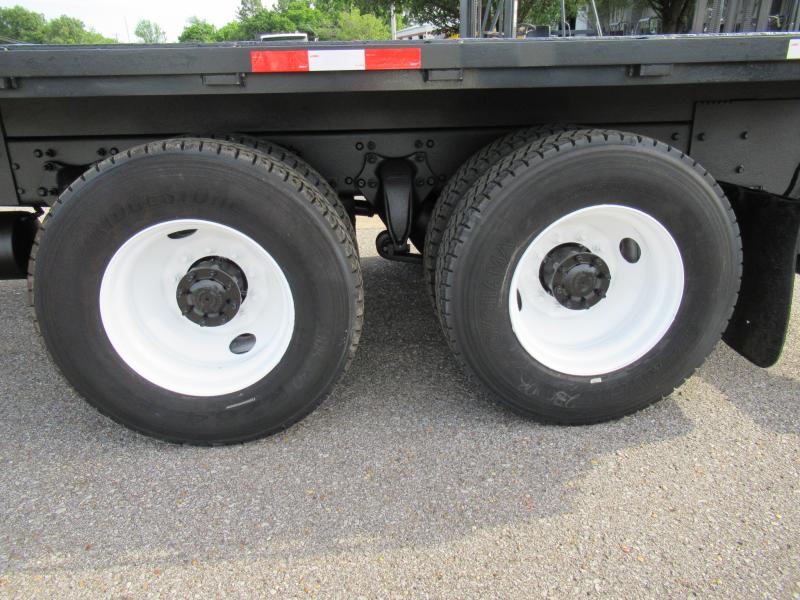 2015 Freightliner BUSINESS CLASS M2 106 19