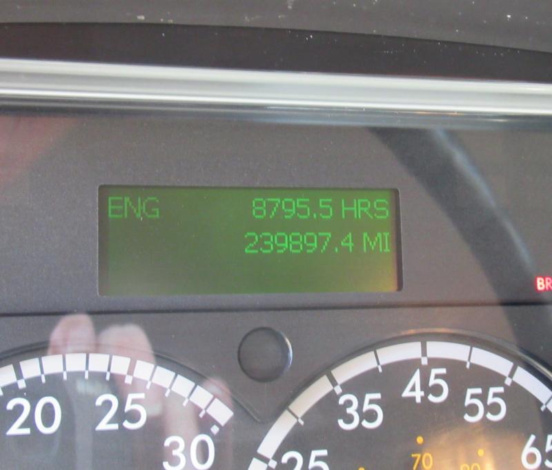 2017 Freightliner BUSINESS CLASS M2 106 13
