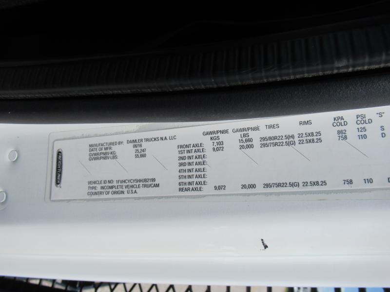 2017 Freightliner BUSINESS CLASS M2 106 19