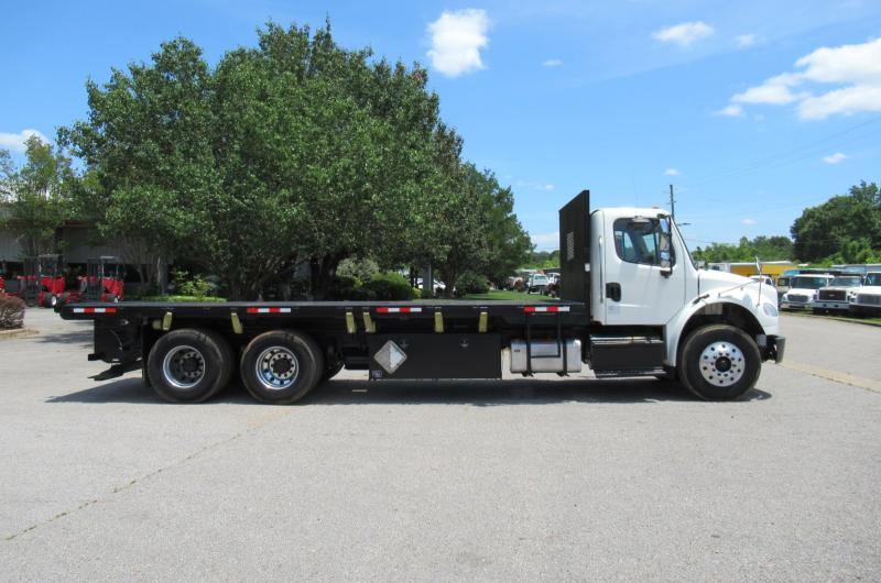 2017 Freightliner BUSINESS CLASS M2 106 3