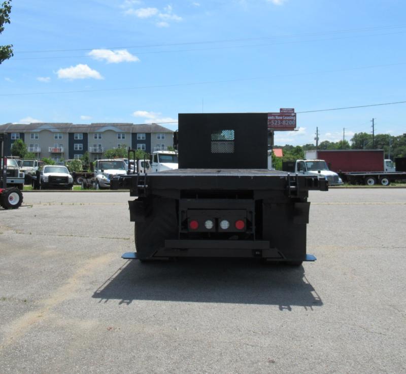 2017 Freightliner BUSINESS CLASS M2 106 4