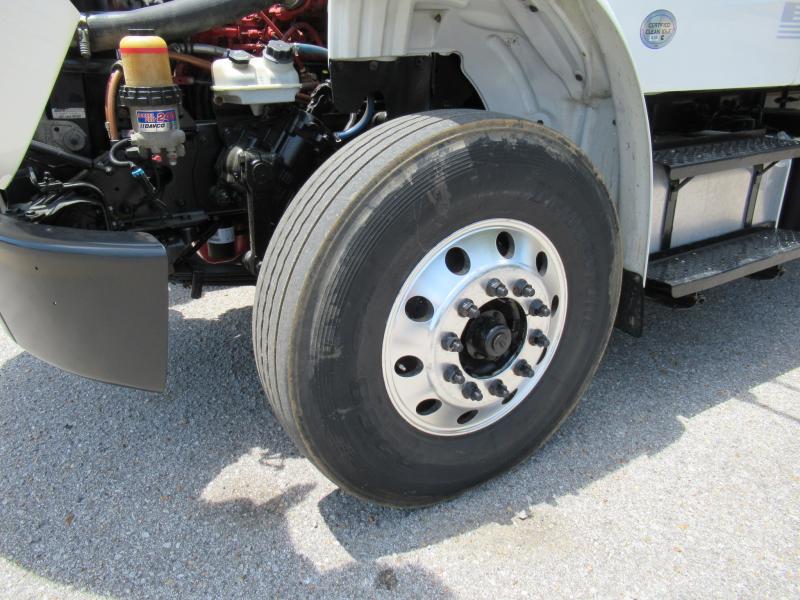 2017 Freightliner BUSINESS CLASS M2 106 12