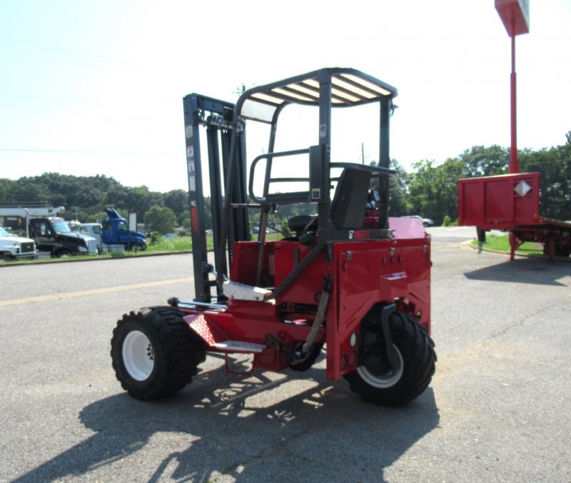 2003 Moffett M5500 5