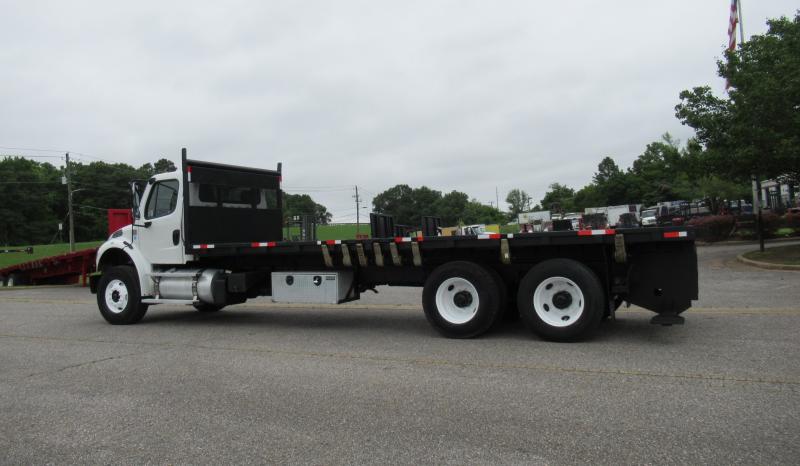 2017 Freightliner BUSINESS CLASS M2 106 6