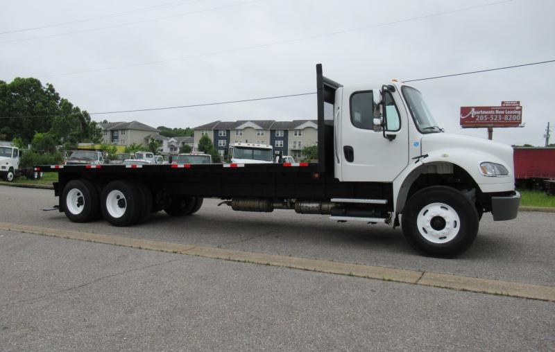 2017 Freightliner BUSINESS CLASS M2 106 12