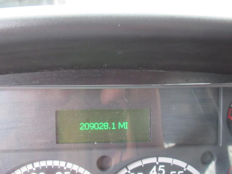 2017 Freightliner BUSINESS CLASS M2 106 14