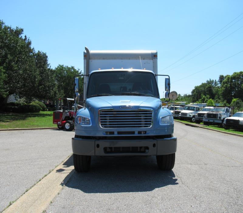 2016 Freightliner BUSINESS CLASS M2 106 2