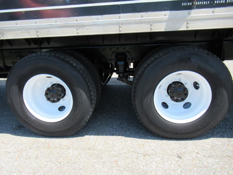 2016 Freightliner BUSINESS CLASS M2 106 18