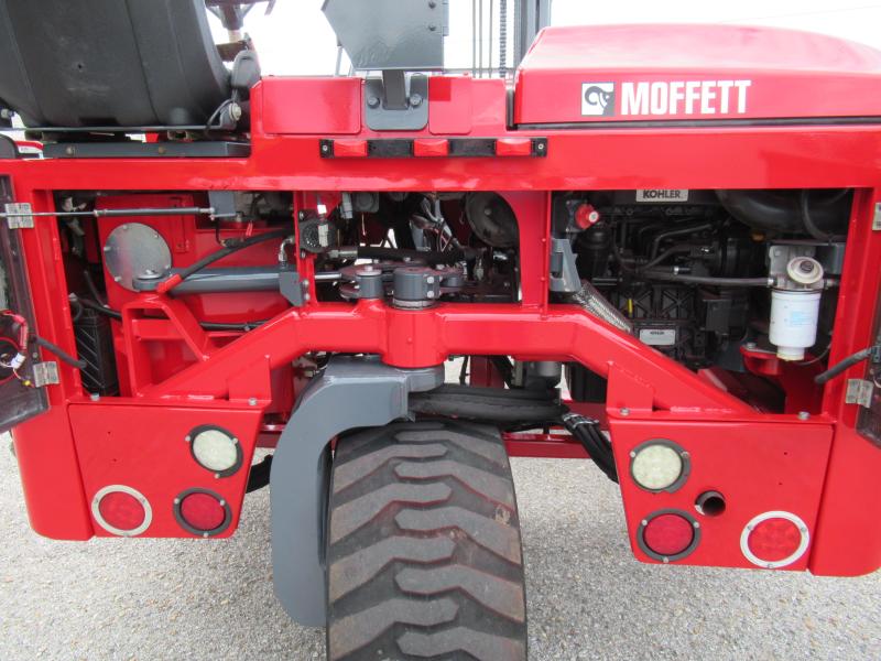 2016 Moffett M8 55.3P 12