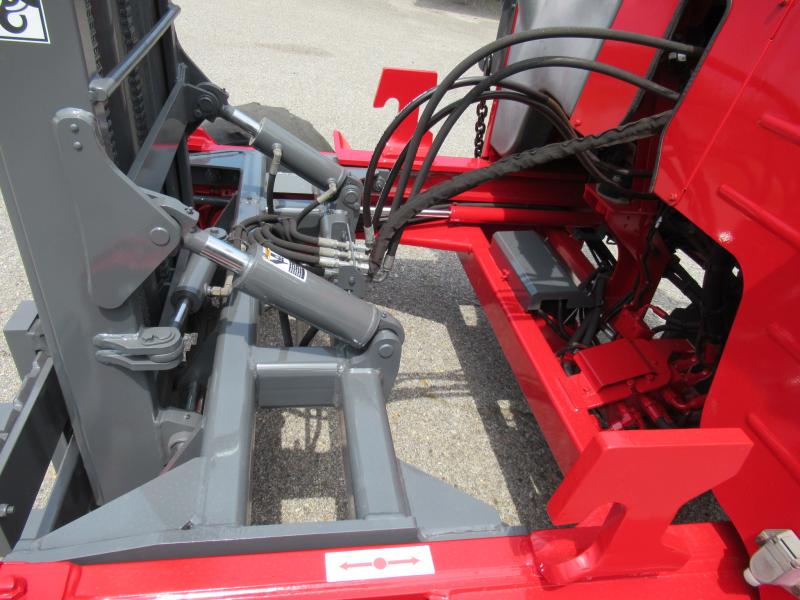 2016 Moffett M8 55.3 10