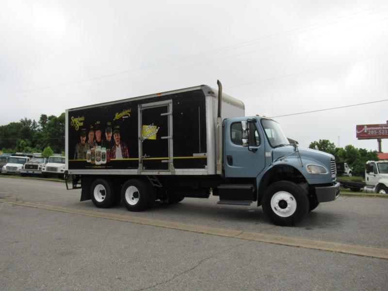 2016 Freightliner BUSINESS CLASS M2 106 9