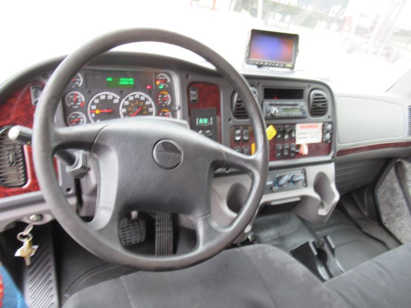 2016 Freightliner BUSINESS CLASS M2 106 14