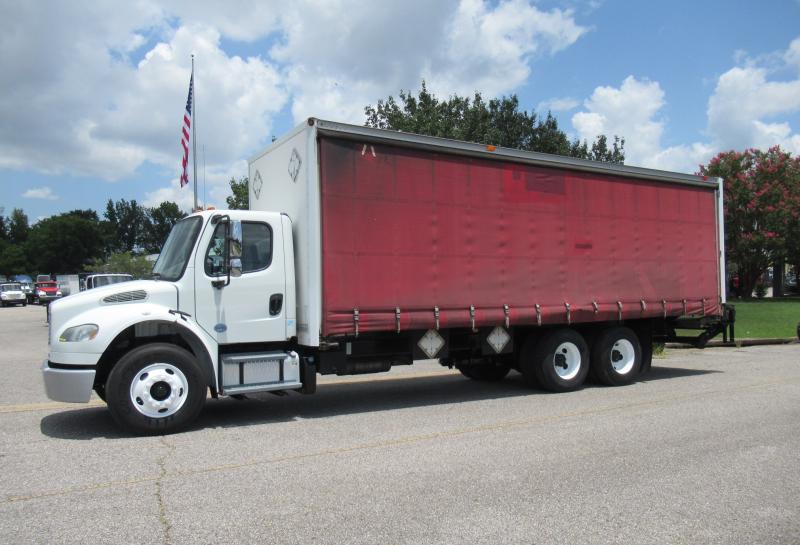 2017 Freightliner BUSINESS CLASS M2 106 3