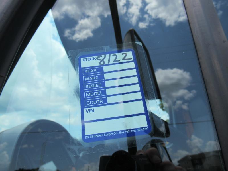 2017 Freightliner BUSINESS CLASS M2 106 21