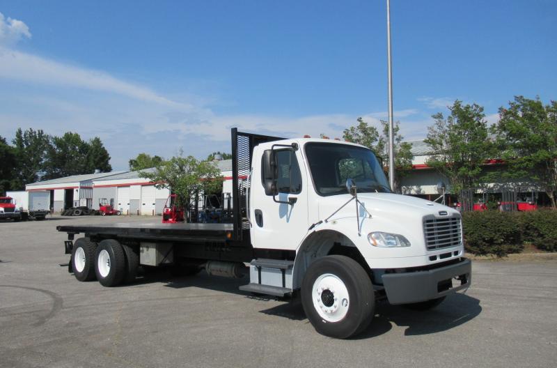 2014 Freightliner BUSINESS CLASS M2 106 1
