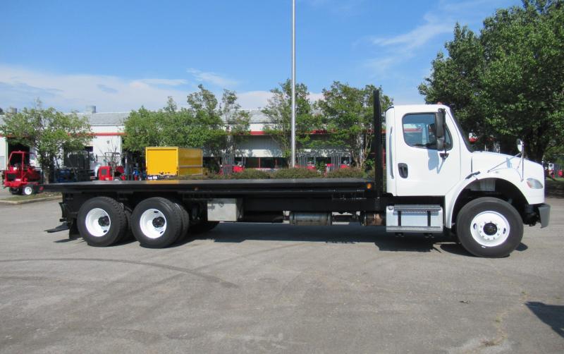 2014 Freightliner BUSINESS CLASS M2 106 2