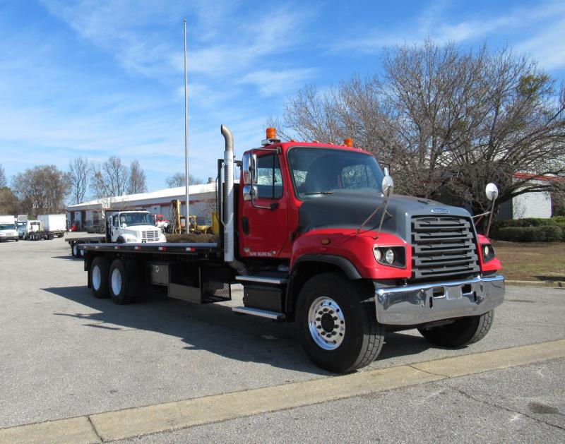 2014 Freightliner 114SD 3