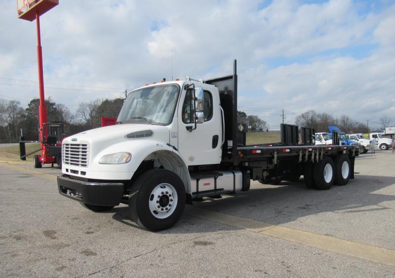 2017 Freightliner BUSINESS CLASS M2 106 3