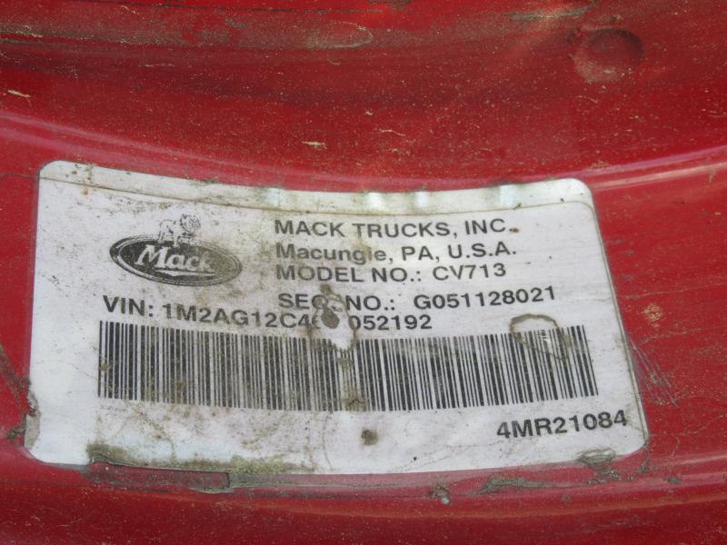 2006 Mack CV713 18