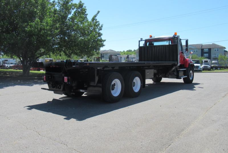 2015 Freightliner 114SD 9