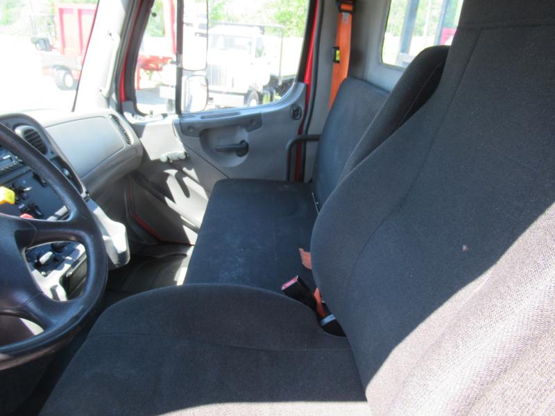 2015 Freightliner 114SD 17