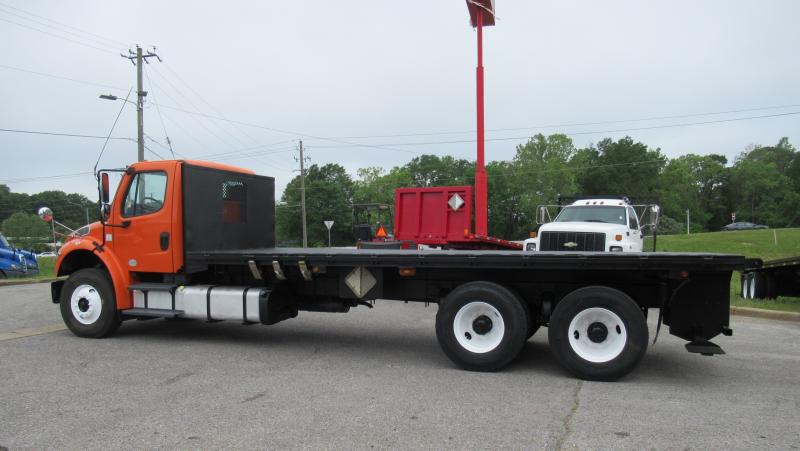 2016 Freightliner BUSINESS CLASS M2 106 6