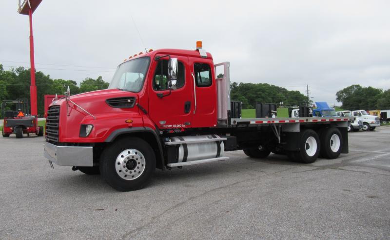 2014 Freightliner 114SD 1