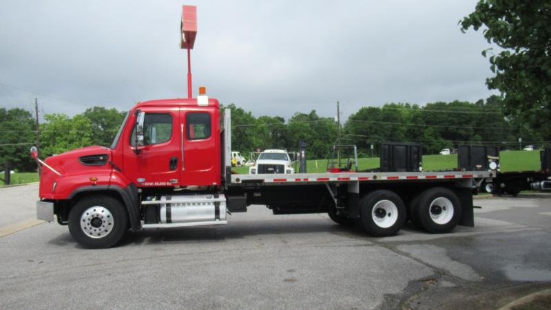 2014 Freightliner 114SD 8