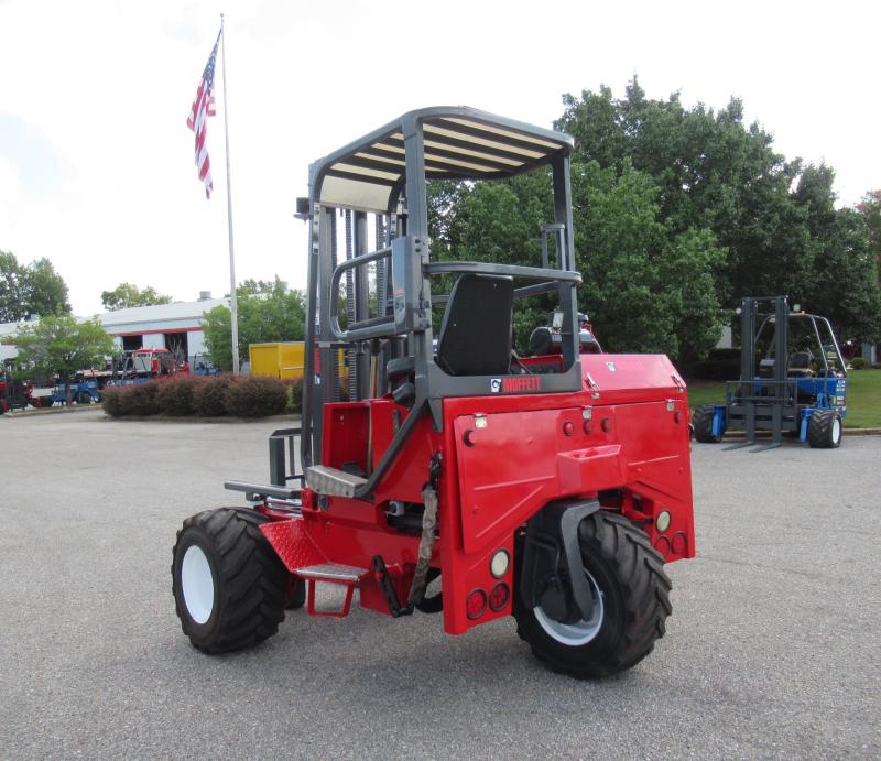 2003 Moffett M5500 10