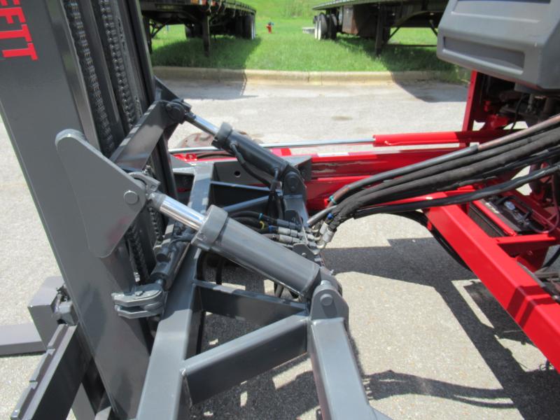 2006 Moffett M8000 BC 10