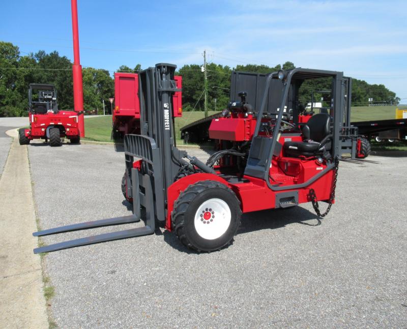 2005 Moffett LP5500 1