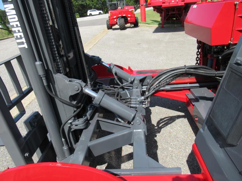 2005 Moffett LP5500 10