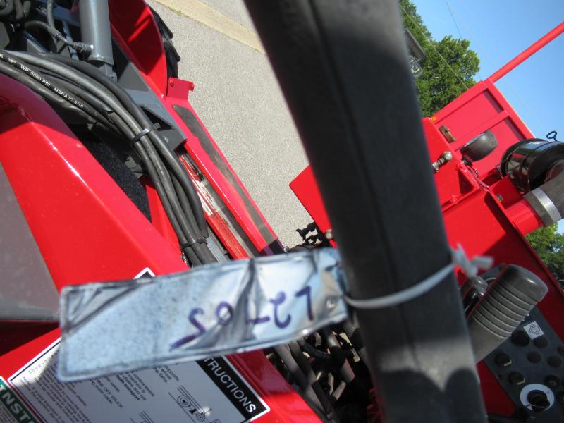 2005 Moffett LP5500 15