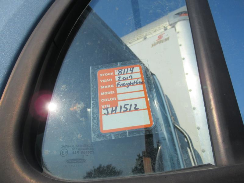 2017 Freightliner BUSINESS CLASS M2 106 18