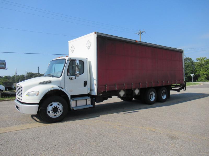 2017 Freightliner BUSINESS CLASS M2 106 1