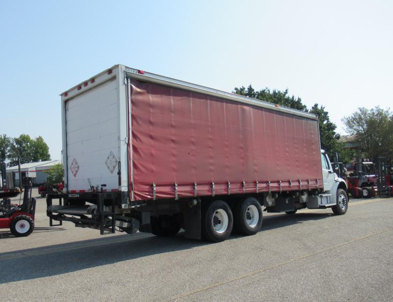 2017 Freightliner BUSINESS CLASS M2 106 6