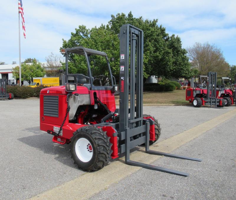 2006 Moffett M55 1