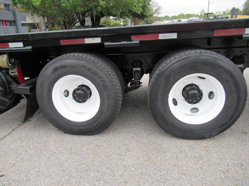 2016 Freightliner BUSINESS CLASS M2 106 13