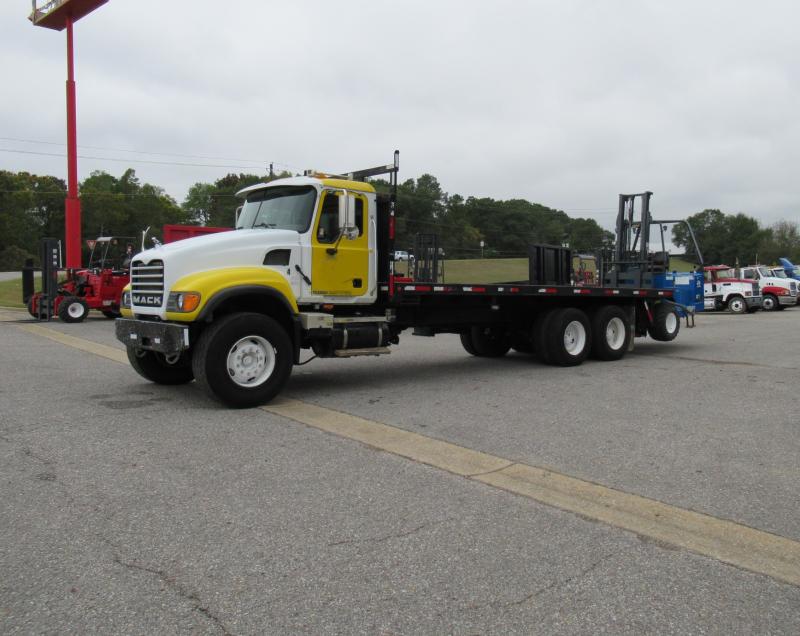 2007 Mack CV713 2