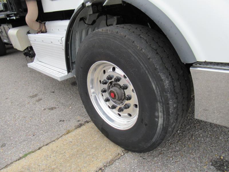 2014 Peterbilt 365 15