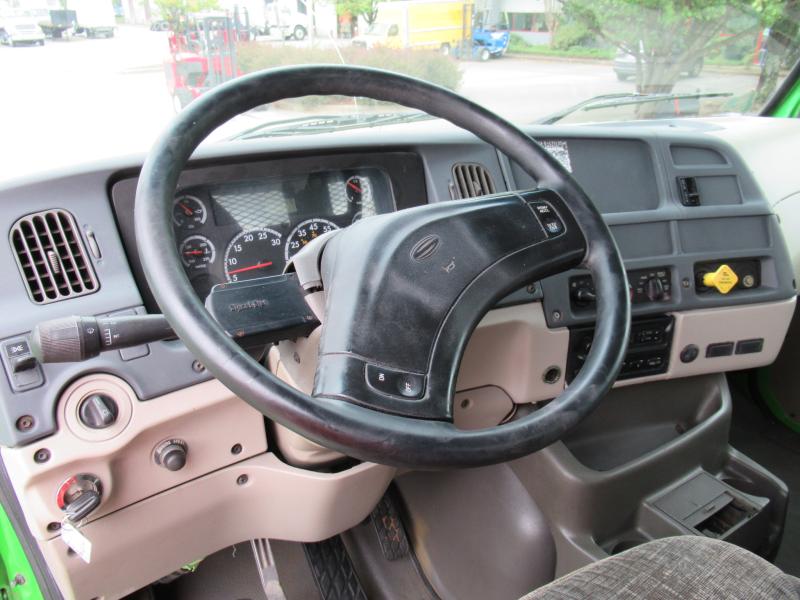 2007 Sterling LT9513 10