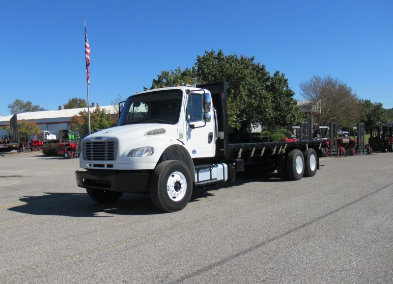 2019 Freightliner BUSINESS CLASS M2 106 1