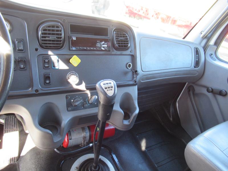 2019 Freightliner BUSINESS CLASS M2 106 16
