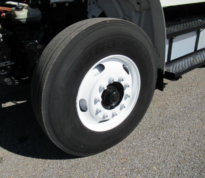 2019 Freightliner BUSINESS CLASS M2 106 20