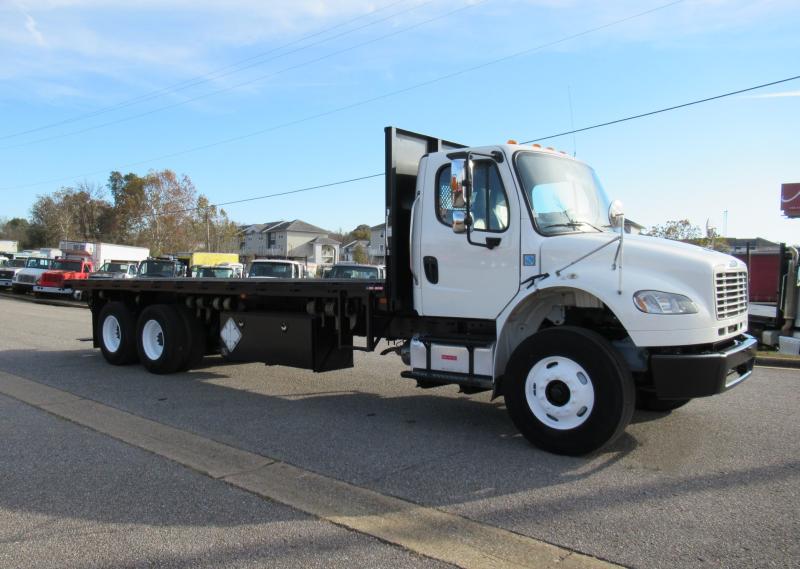 2018 Freightliner BUSINESS CLASS M2 106 6