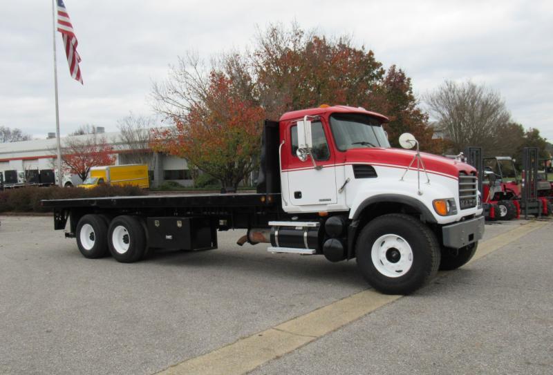2007 Mack CV713 5