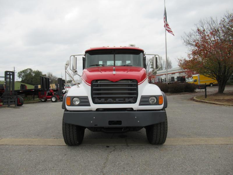 2007 Mack CV713 6