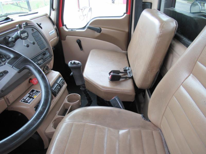 2007 Mack CV713 7